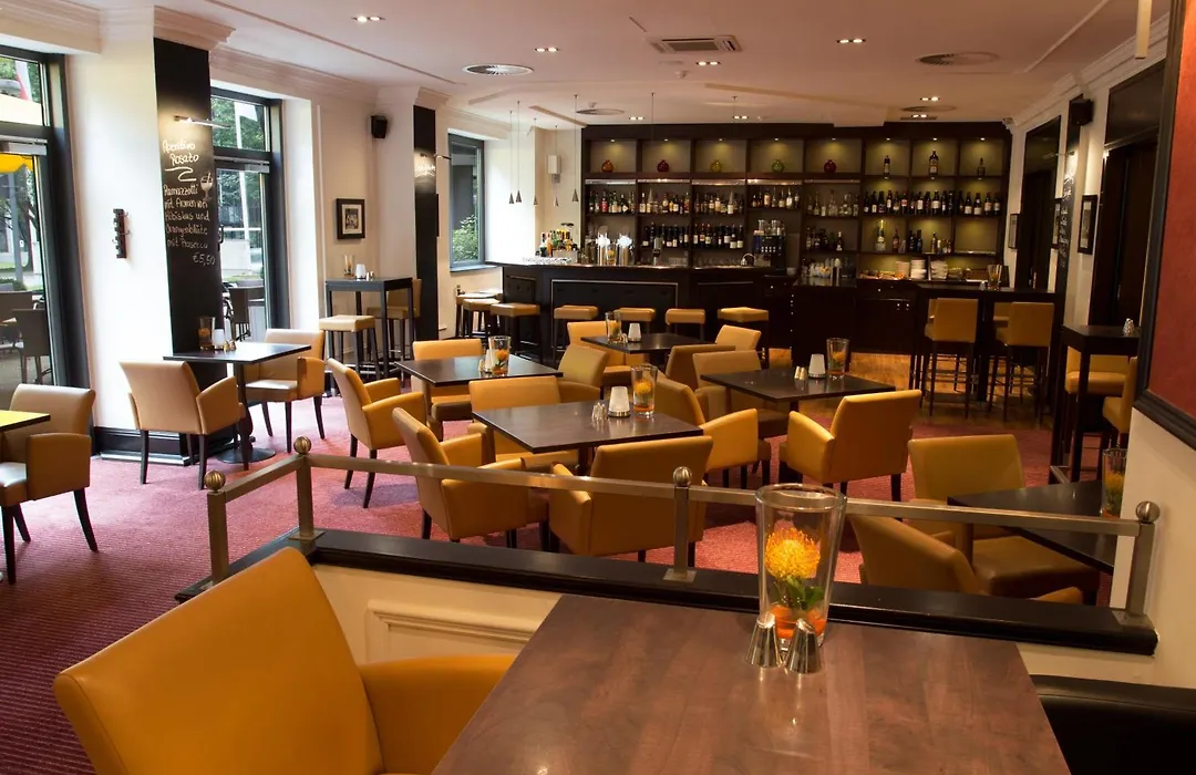 Courtyard By Marriott Duesseldorf Seestern-1